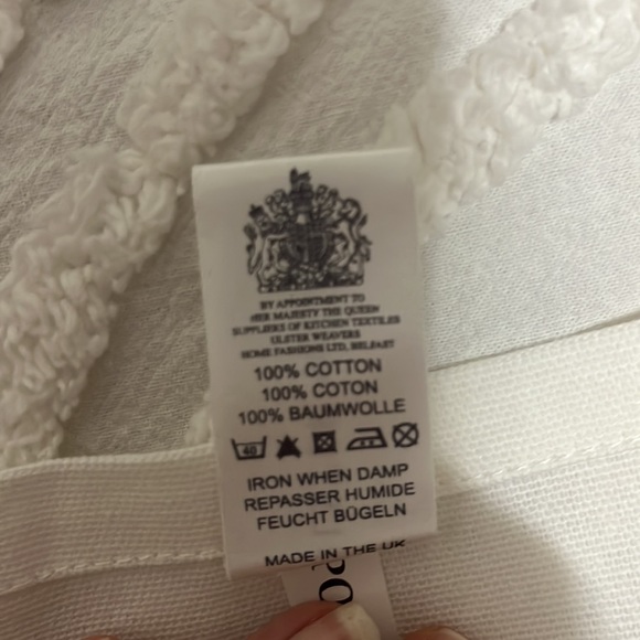 Royal 👑 Tea Towel - Picture 5 of 5